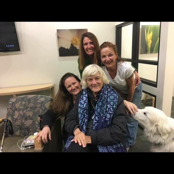 Meet your Posher, Laurie - Picture 7 of 7